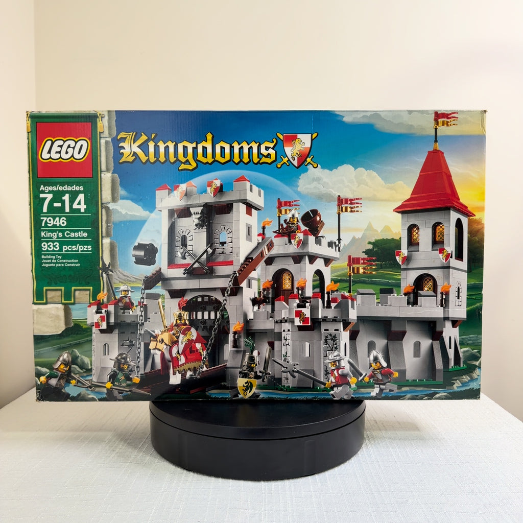 LEGO 7946 Castle King's Castle (New Sealed In Box)