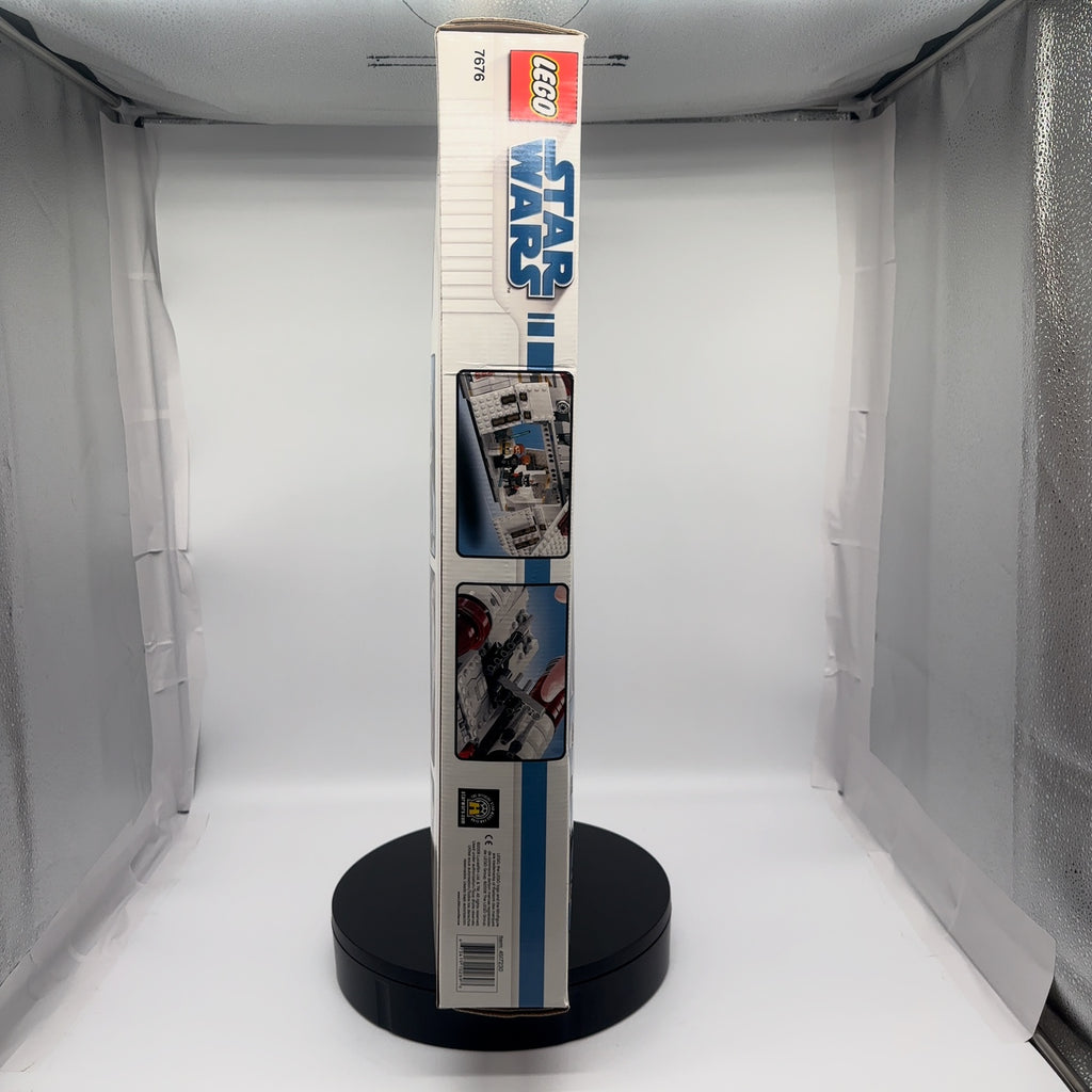 LEGO 7676 Star Wars The Clone Wars Republic Attack Gunship (New Sealed In Box)