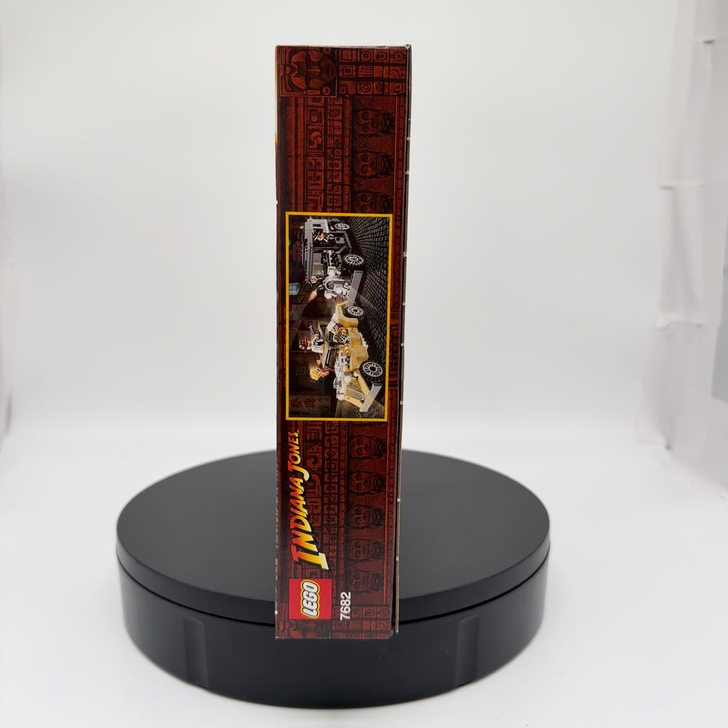 LEGO 7682 Indiana Jones Temple of Doom Shanghai Chase (New Sealed In Box)