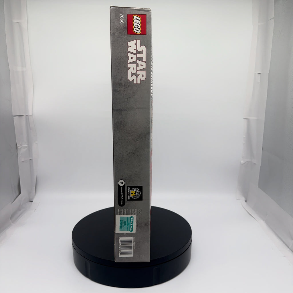 LEGO 7666 Star Wars Episode V Hoth Rebel Base (New Sealed In Box)