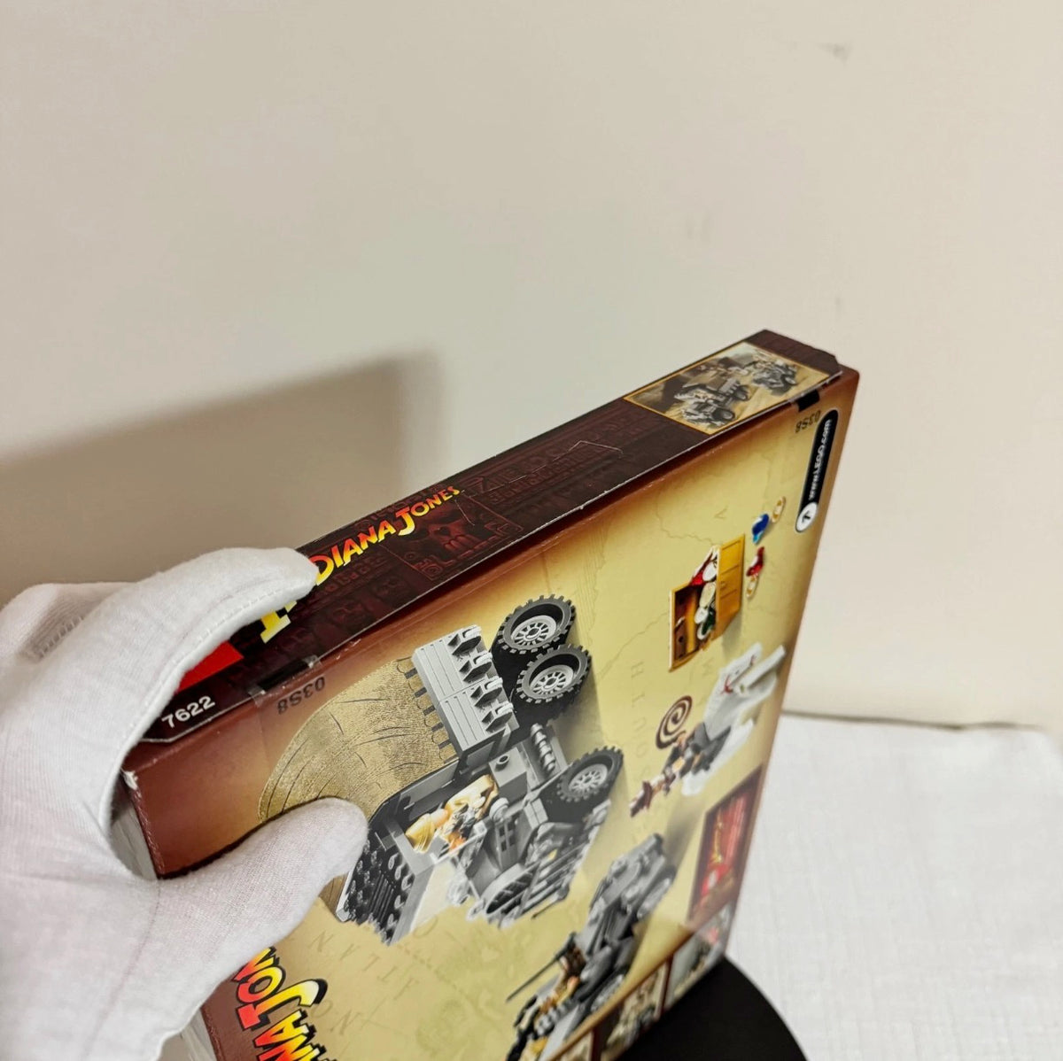 LEGO 7622 Indiana Jones Race for the Stolen Treasure (New Sealed In Box)