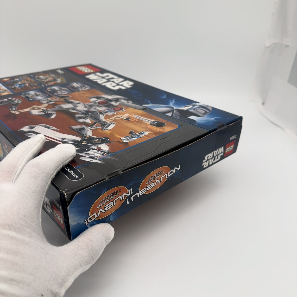 LEGO 7869 Star Wars The Clone Wars Battle for Geonosis (New Sealed In Box)