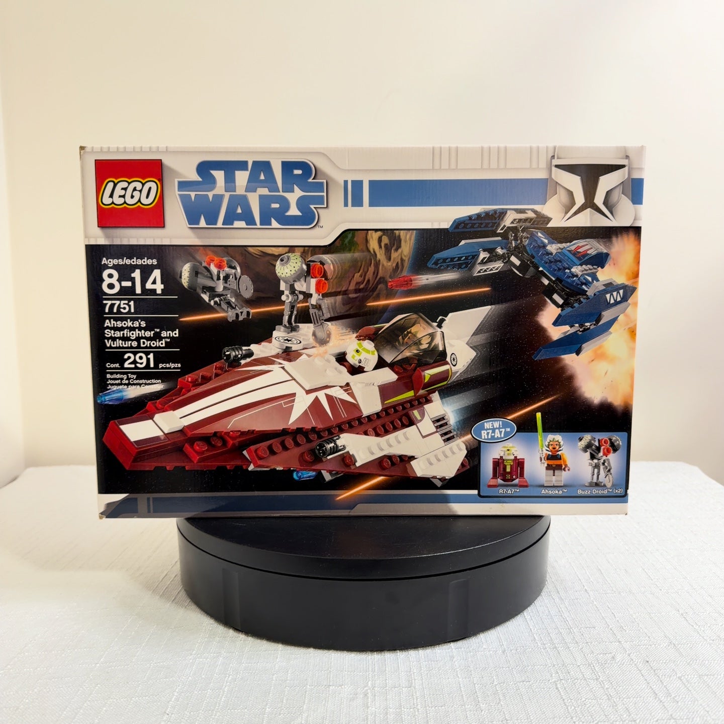 LEGO 7751 Star Wars Ahsoka's Starfighter and Droids (New Sealed In Box)