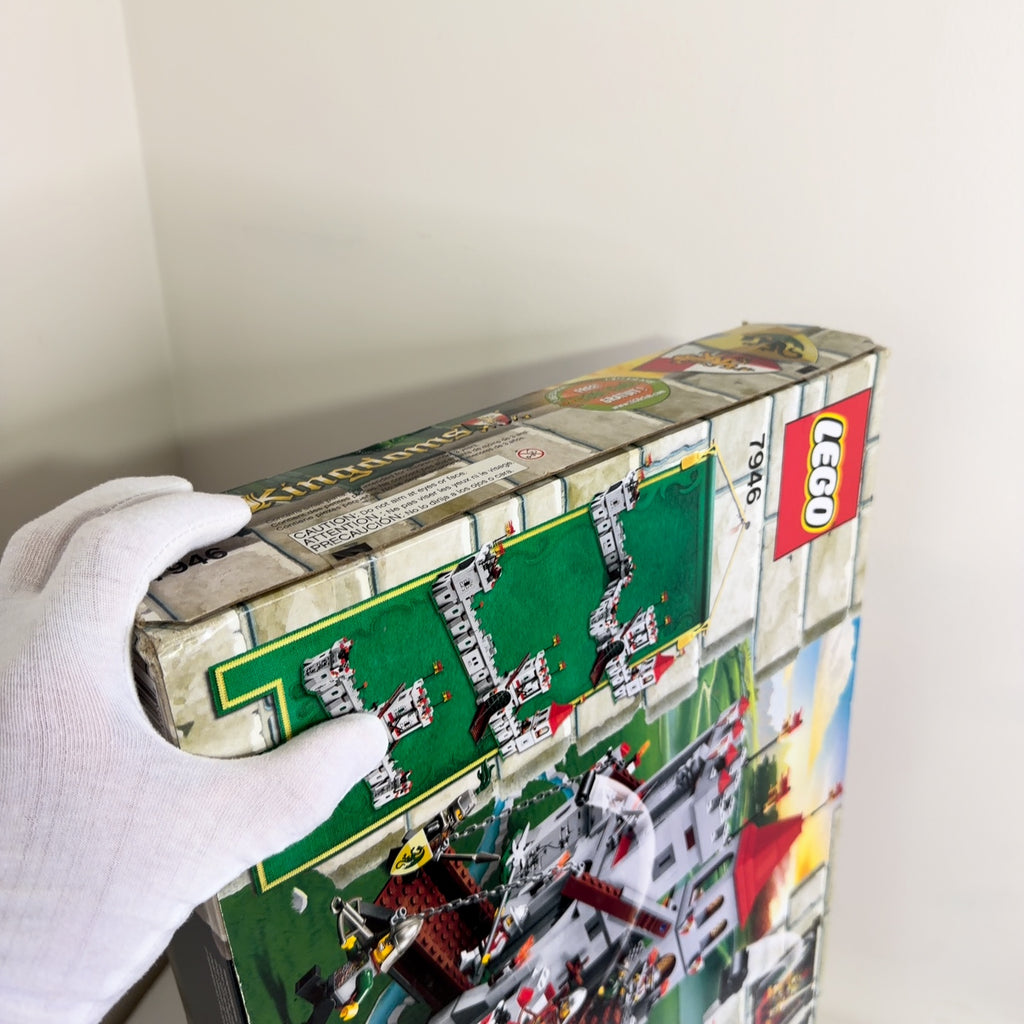 LEGO 7946 Castle King's Castle (New Sealed In Box)