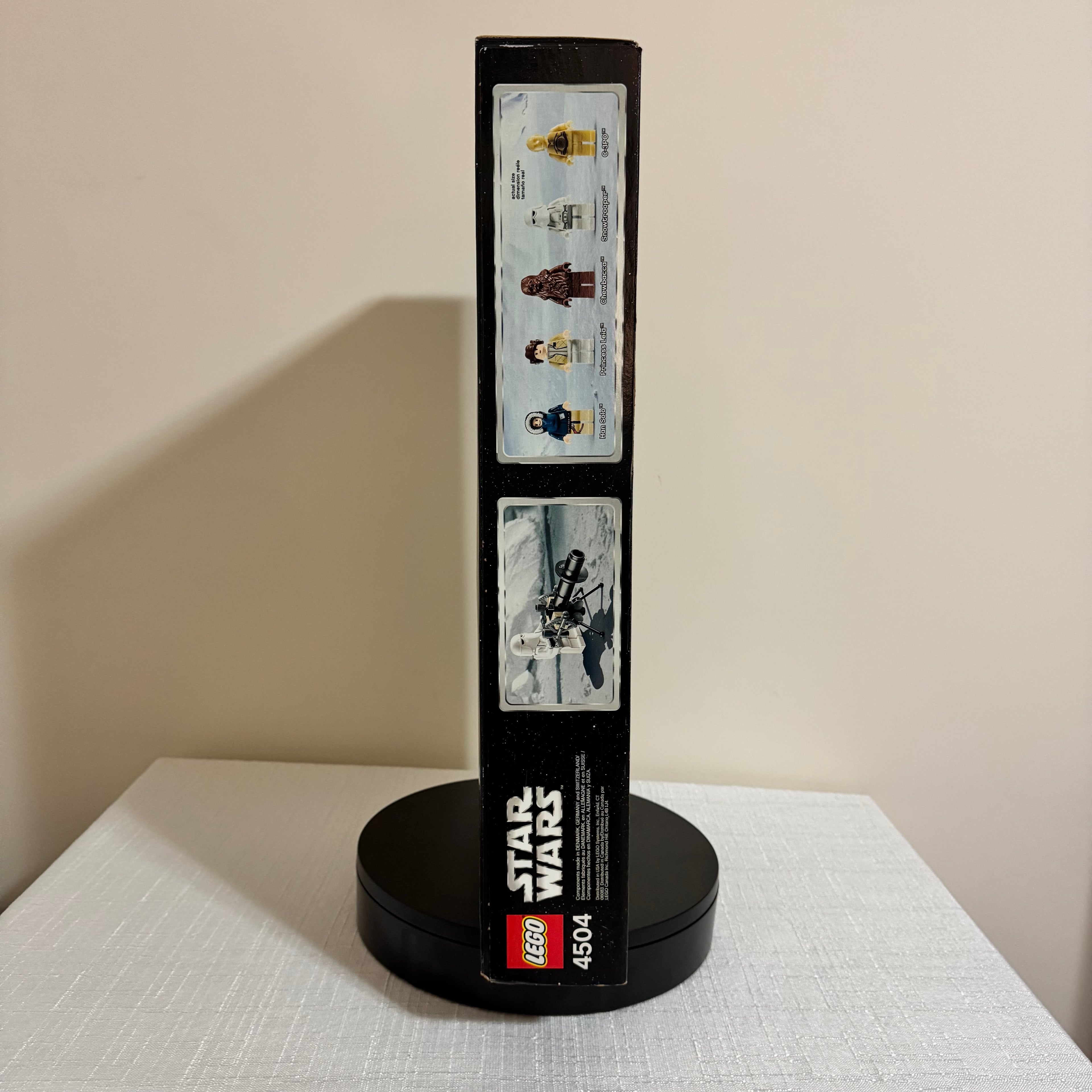 4504 (NISB) LEGO Star Wars Millennium Falcon