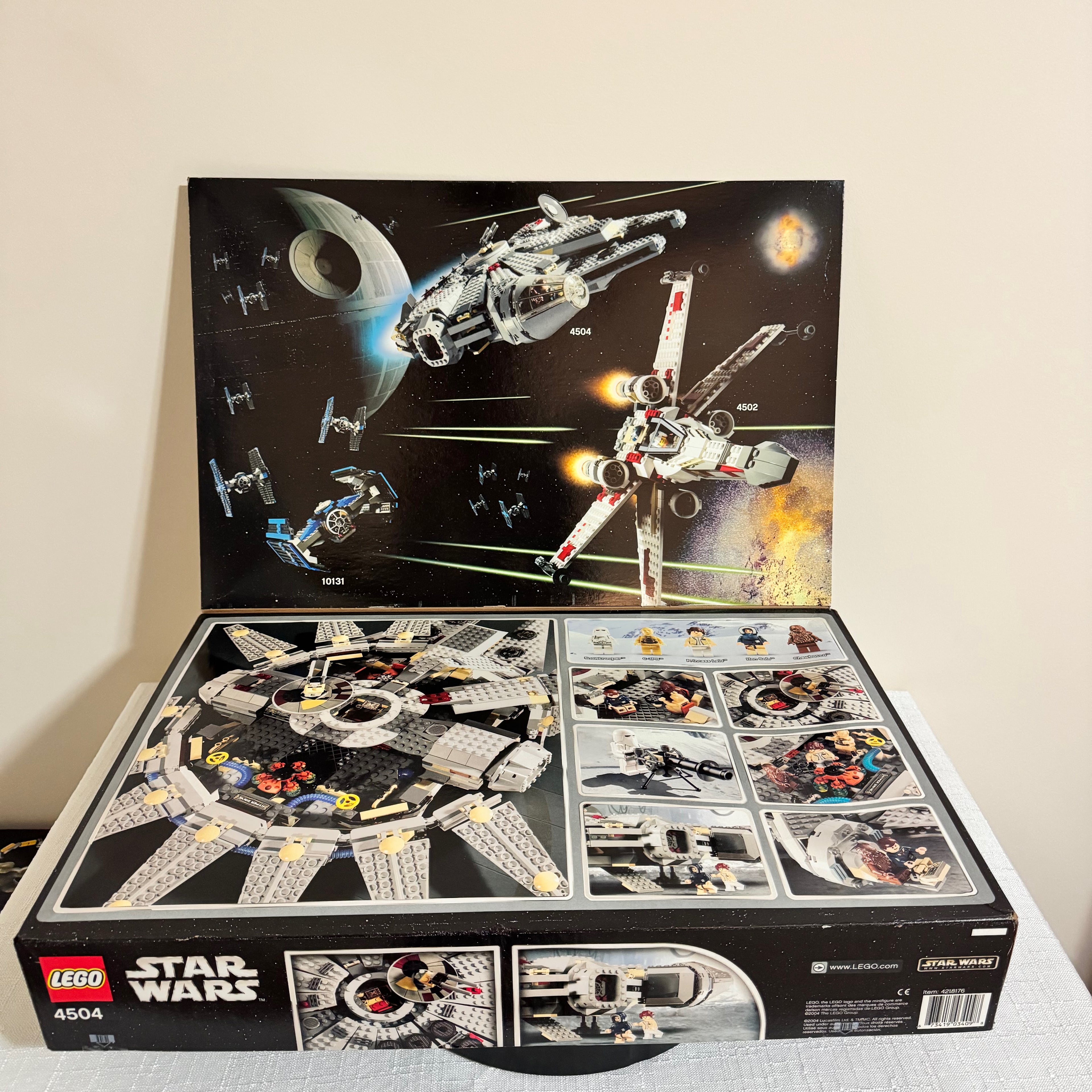 4504 (NISB) LEGO Star Wars Millennium Falcon
