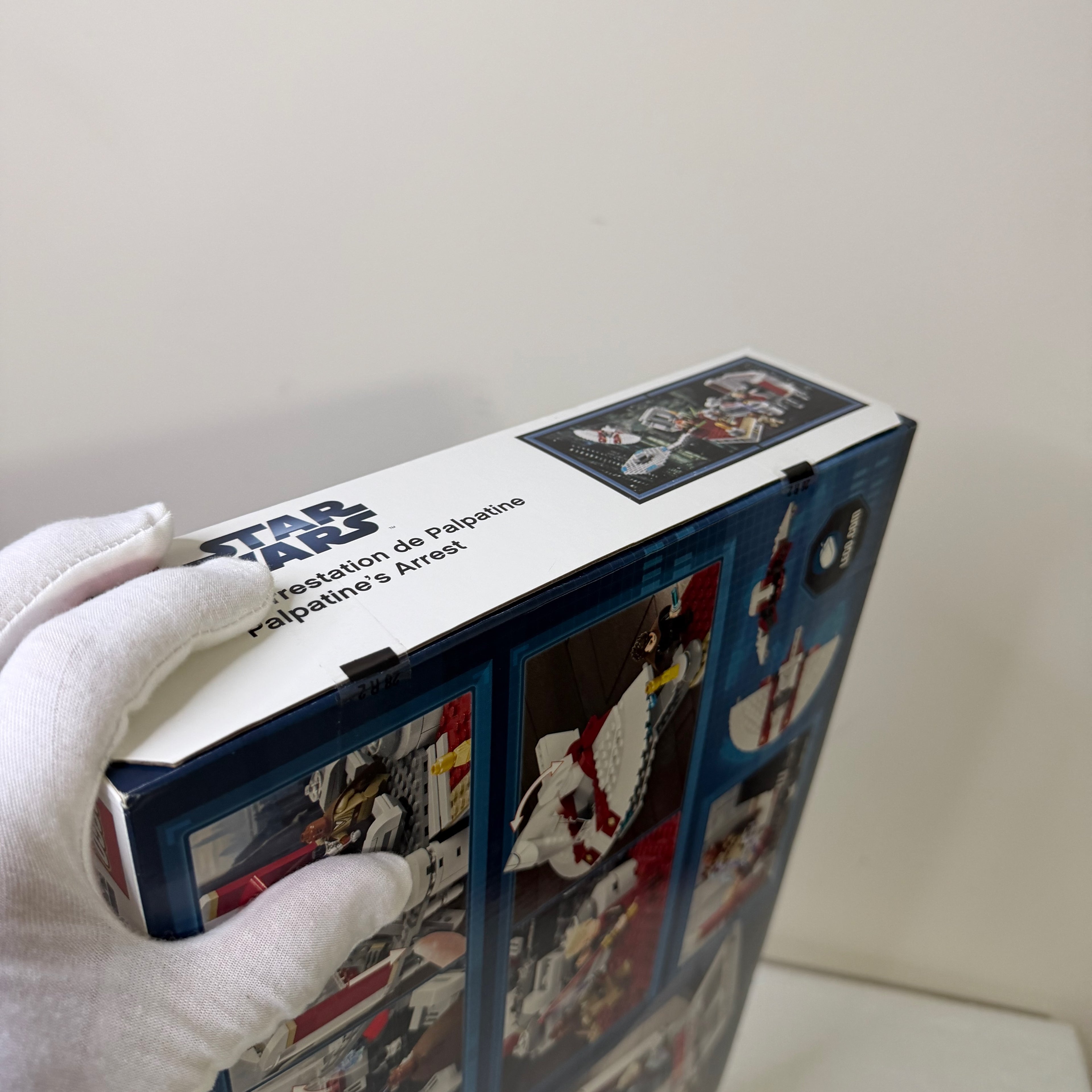 9526 (NISB) LEGO Star Wars Palpatine's Arrest