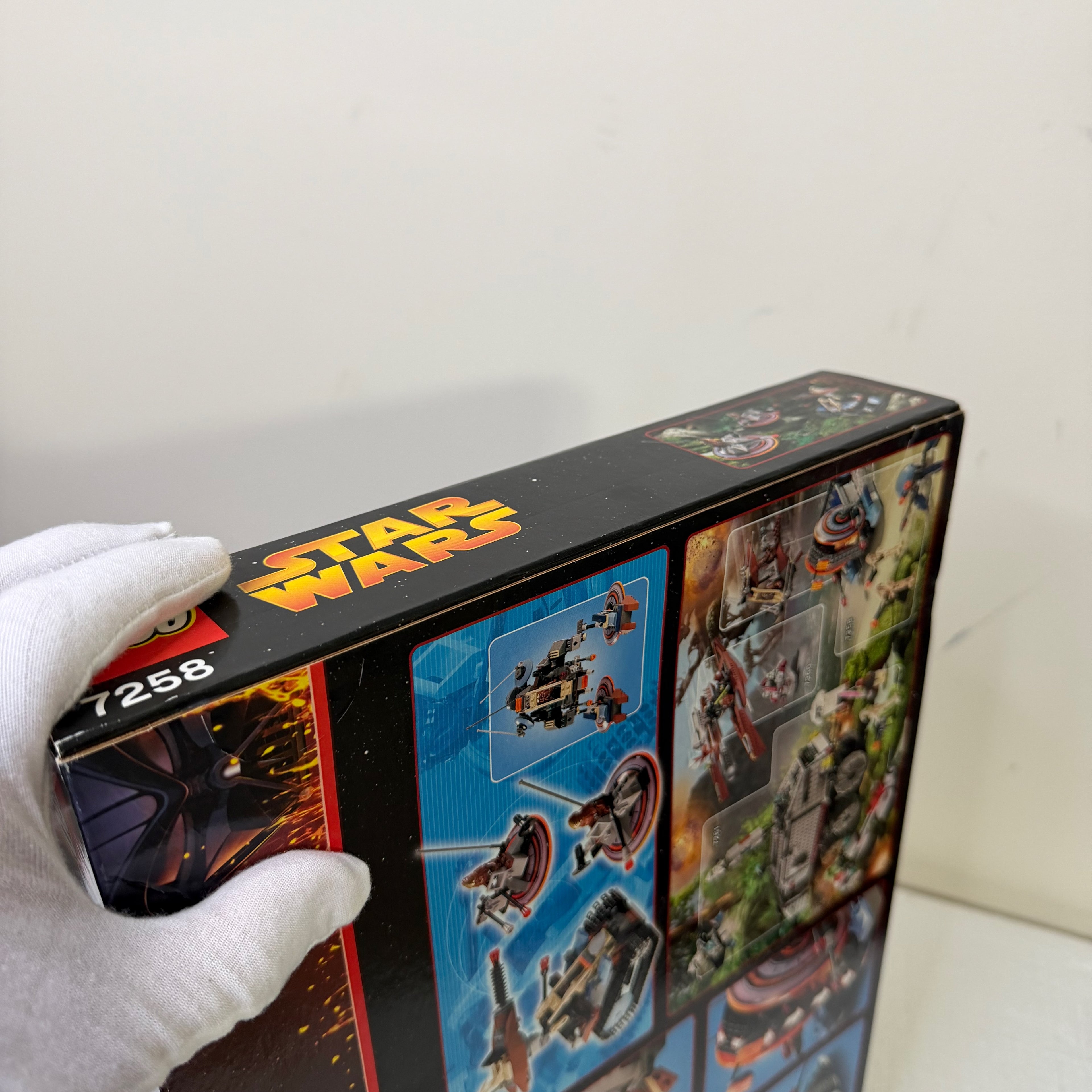 7258 (NISB) LEGO Star Wars Wookiee Attack