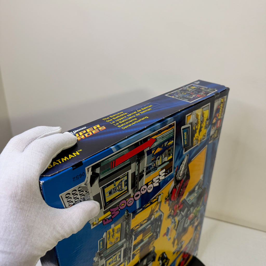 6860 (NISB) LEGO Batman The Batcave