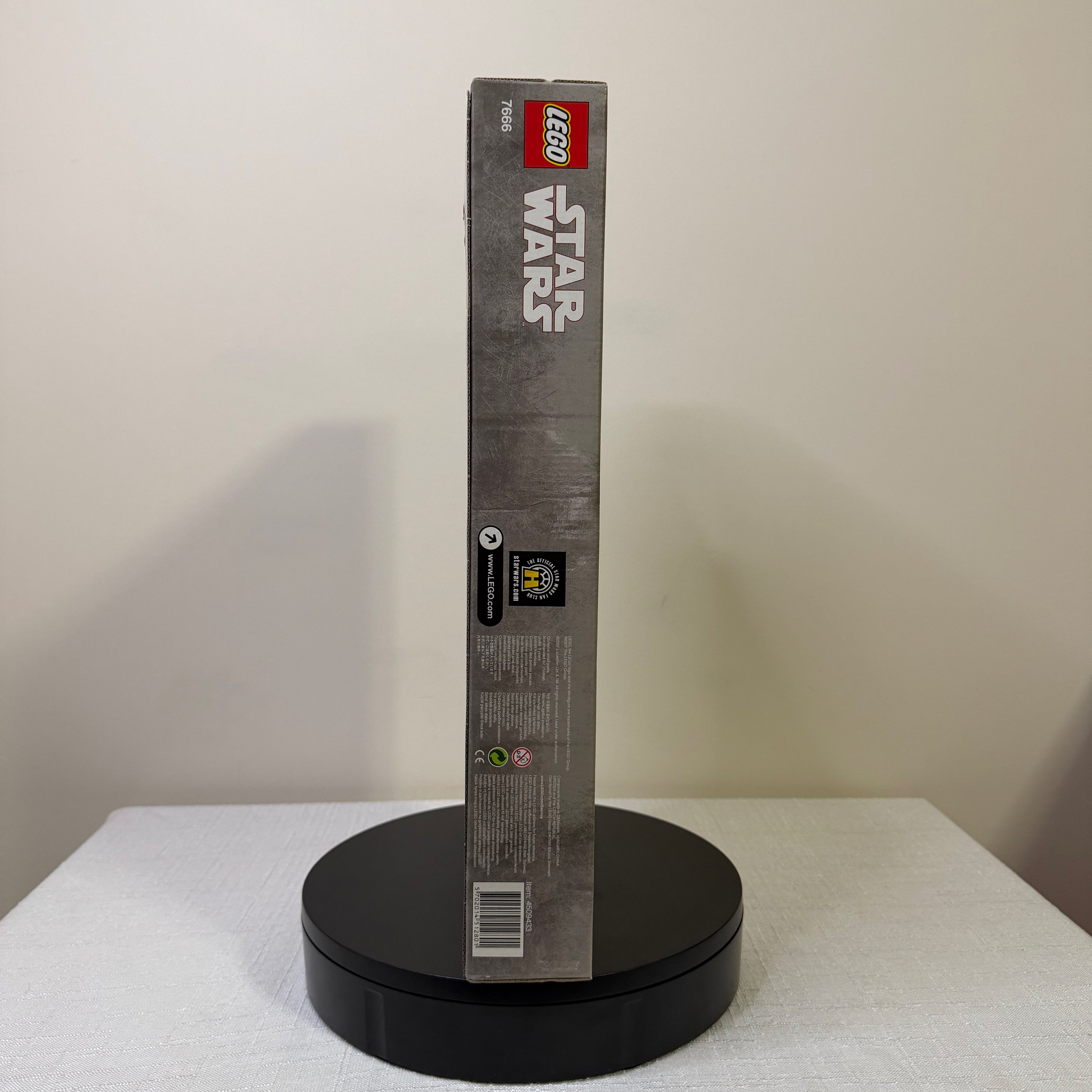 7666 (NISB) LEGO Star Wars Hoth Rebel Base