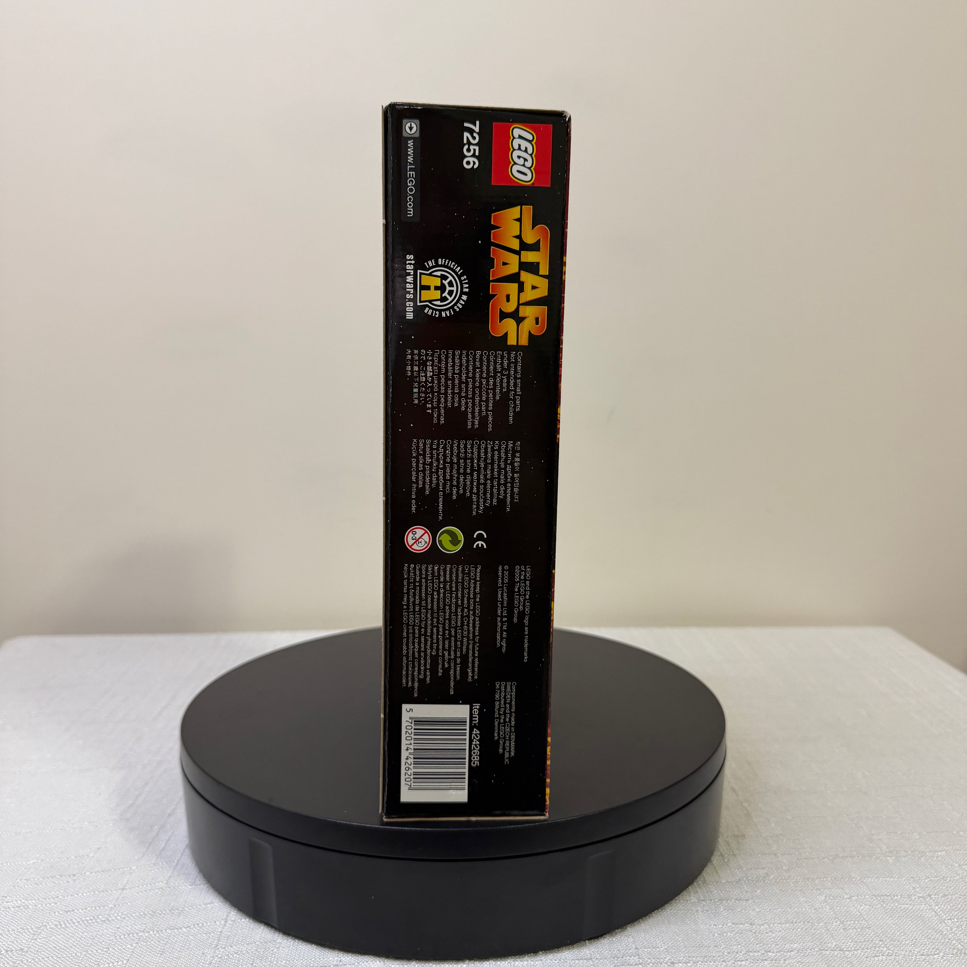 7256 (NISB) LEGO Star Wars Jedi Starfighter and Vulture Droid