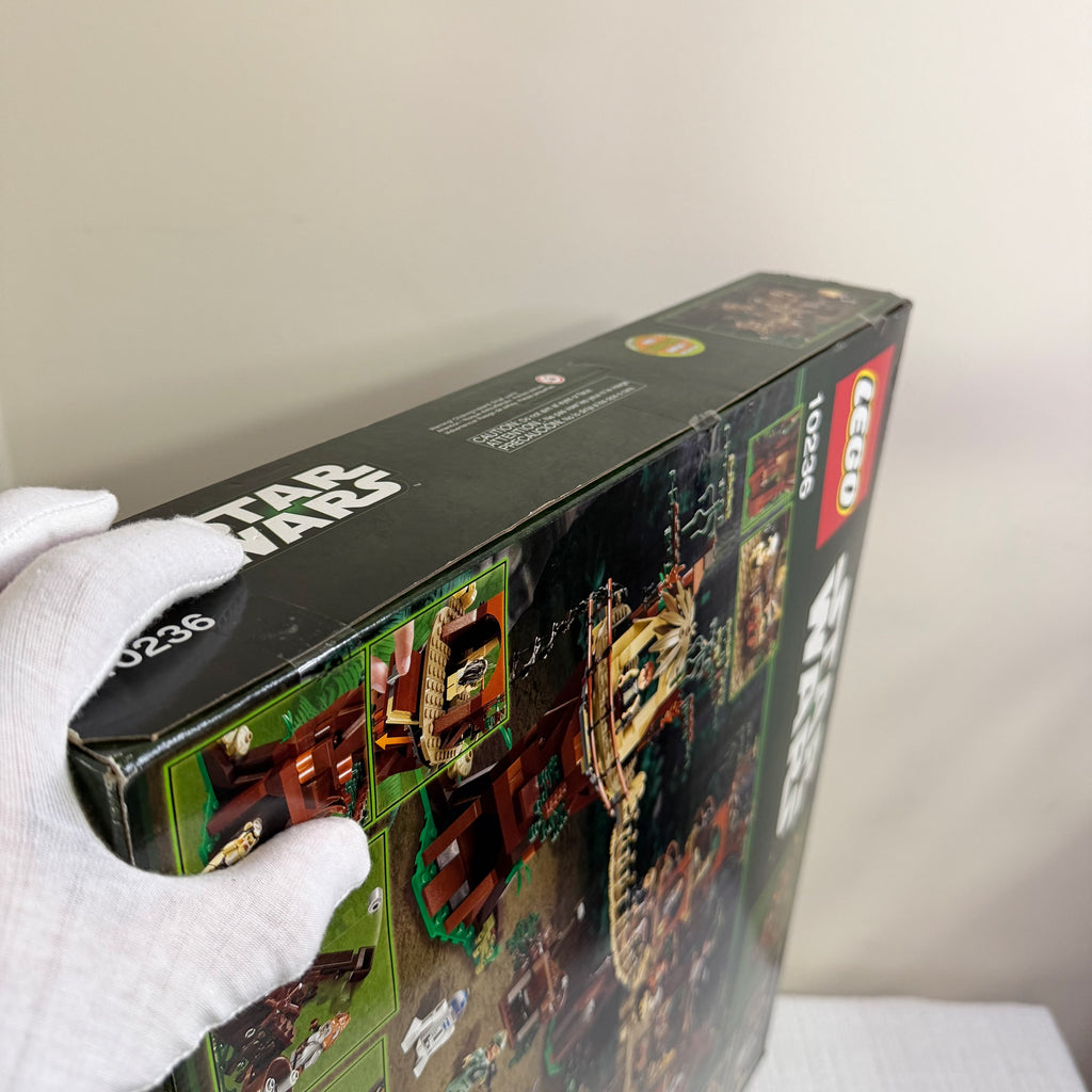 10236 (NISB) LEGO Star Wars UCS Ewok Village