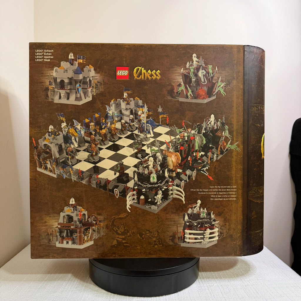 852293 (NISB) LEGO Castle Giant Chess Set