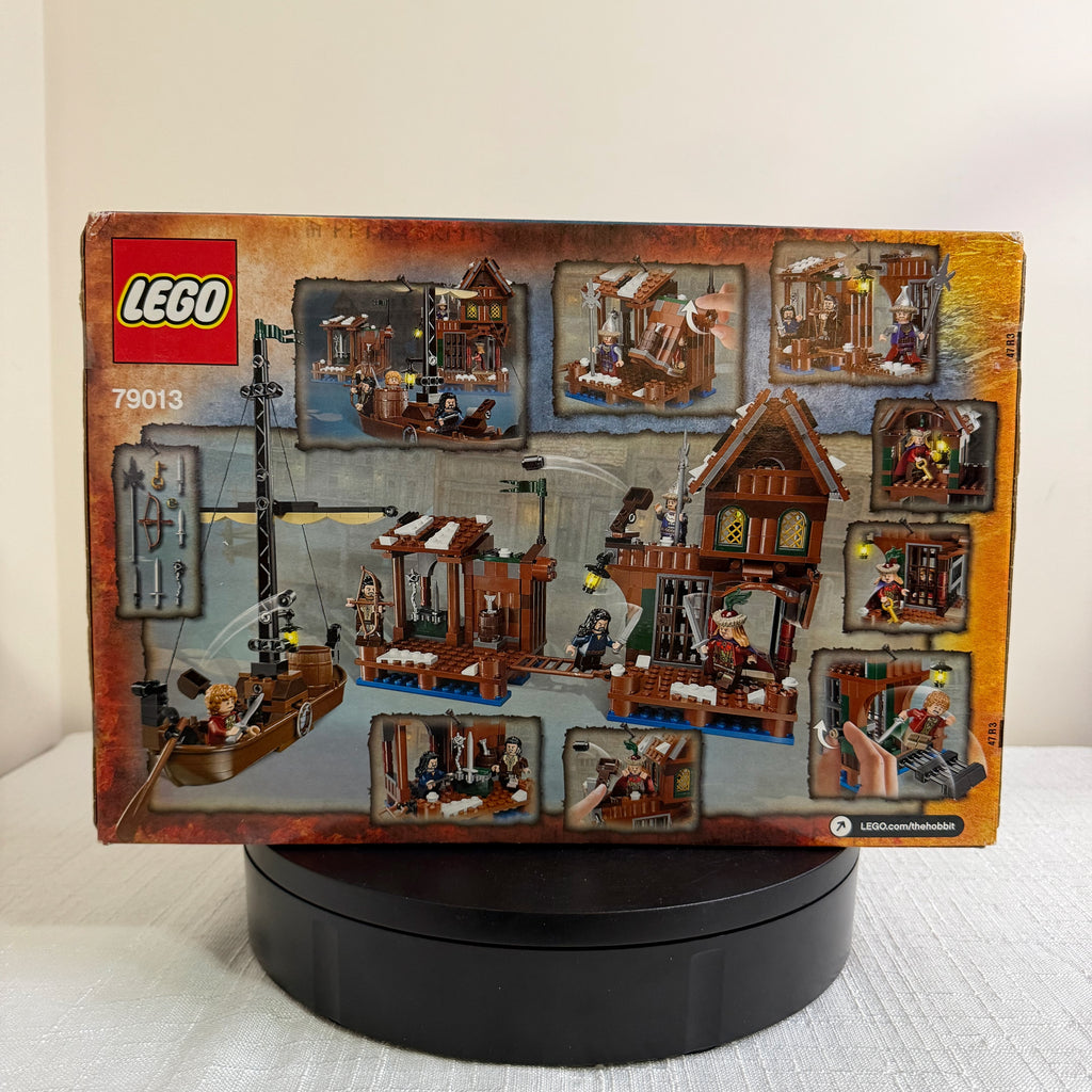 79013 (NISB) LEGO The Hobbit The Desolation of Smaug Lake-town Chase