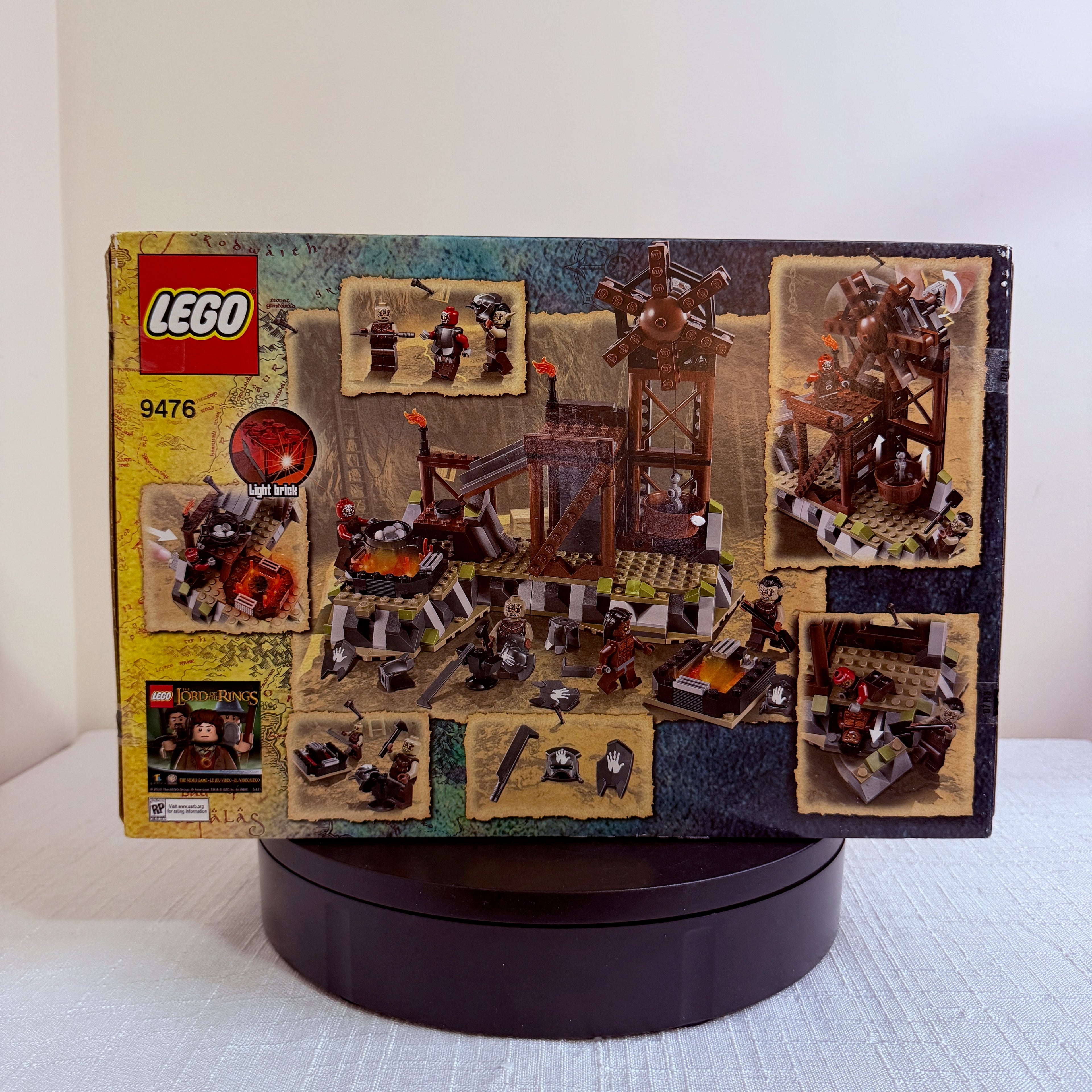 9476 (NISB) LEGO The Lord of the Rings The Fellowship of the Ring The Orc Forge