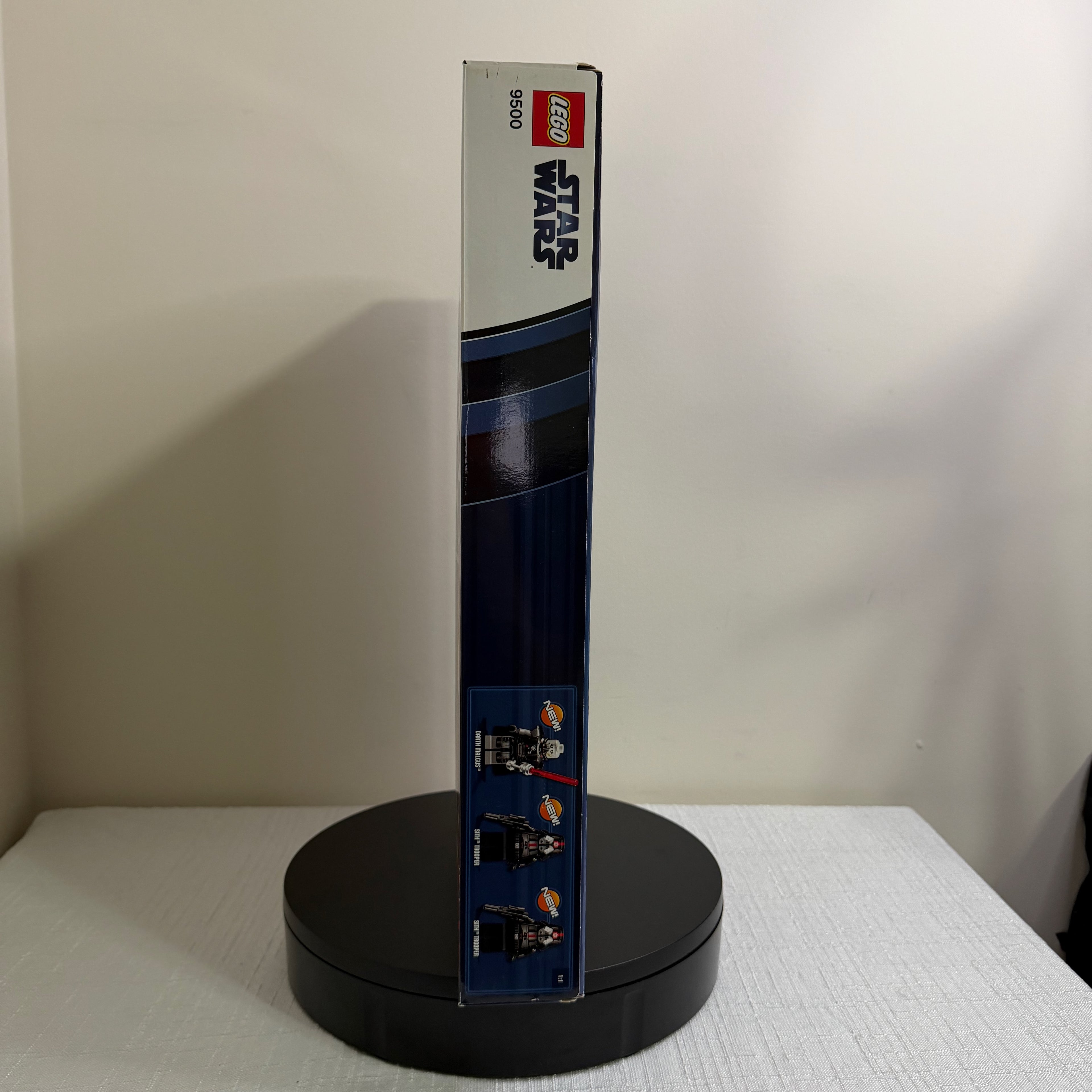 9500 (NISB) LEGO Star Wars The Old Republic Sith Fury-class Interceptor