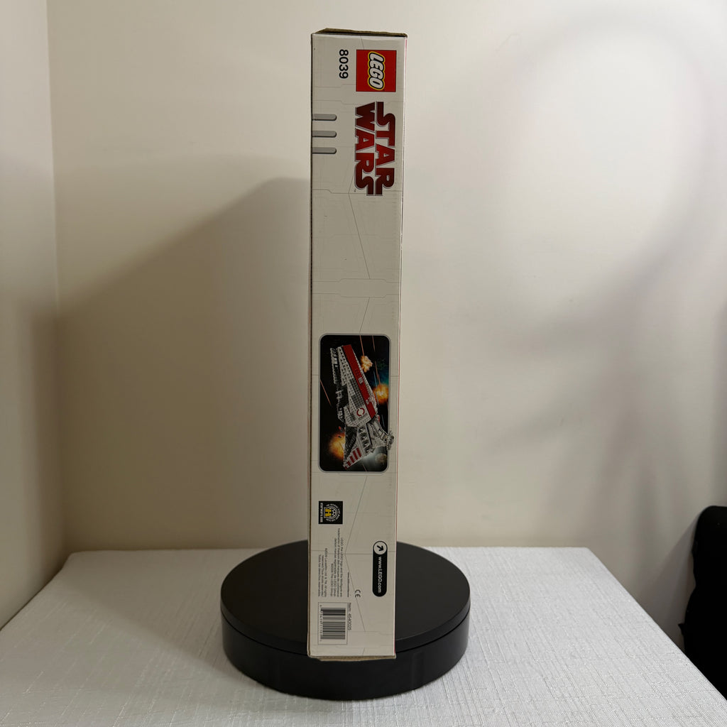 8039 (NISB) LEGO Star Wars The Clone Wars Venator-Class Republic Attack Cruiser