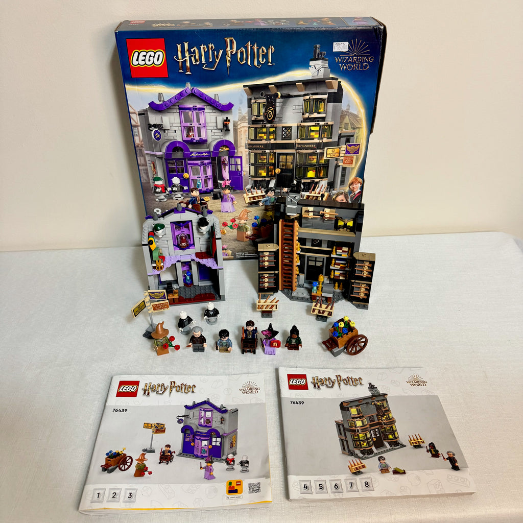 76439 (Used 100% Complete) LEGO Harry Potter Ollivanders & Madam Malkin's Robes