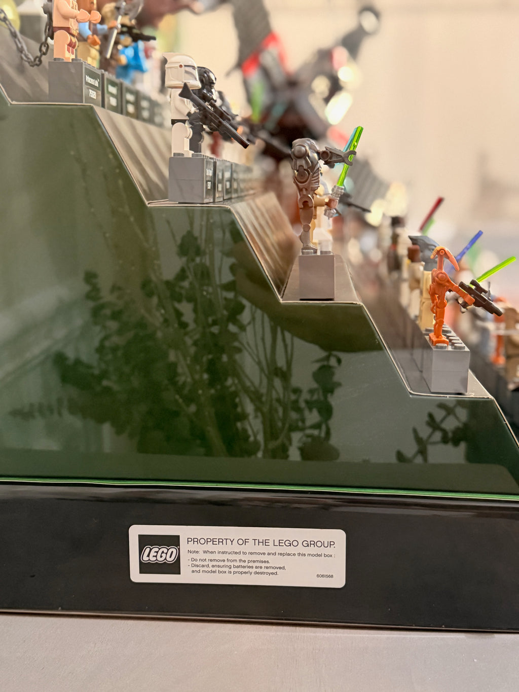 LEGO Star Wars Display Store The Yoda Chronicles (Extremely Rare)
