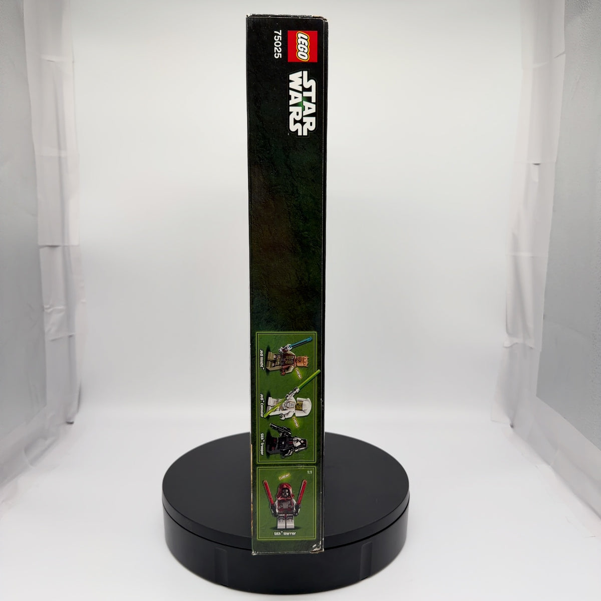 LEGO 75025 Star Wars The Old Republic Jedi Defender-class Cruiser (New Sealed In