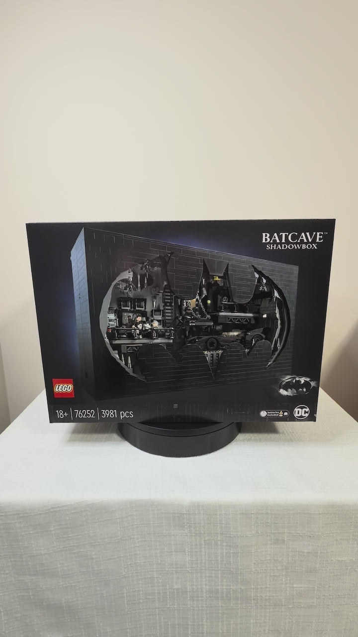 76252 (NISB) LEGO Batman Returns Batcave – Shadow Box