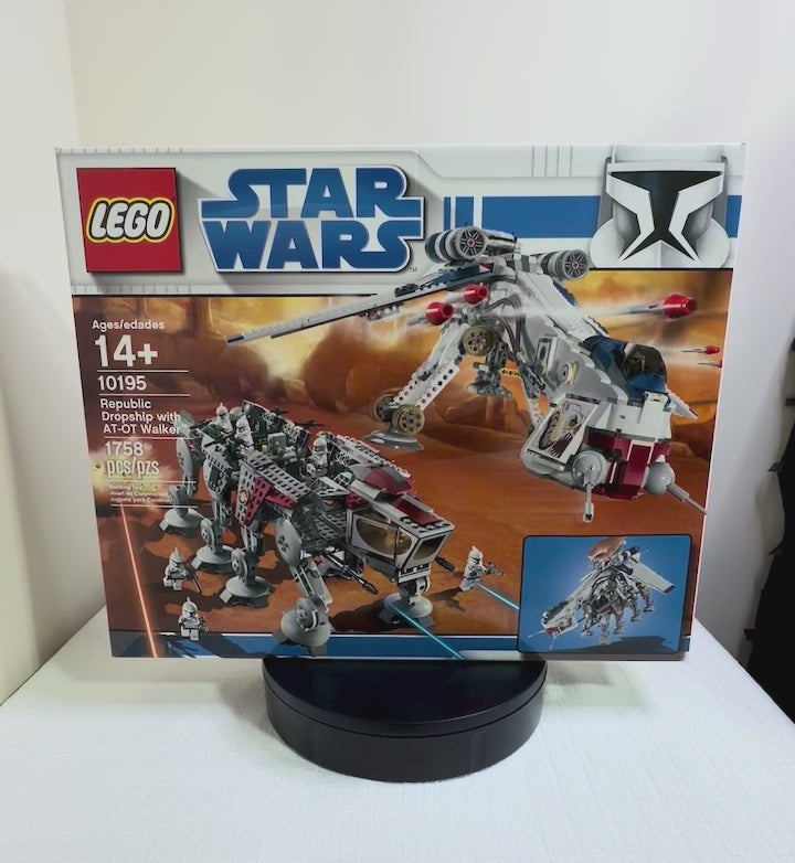10195 (NISB) LEGO Star Wars The Clone Wars Republic Dropship with AT-OT Walker